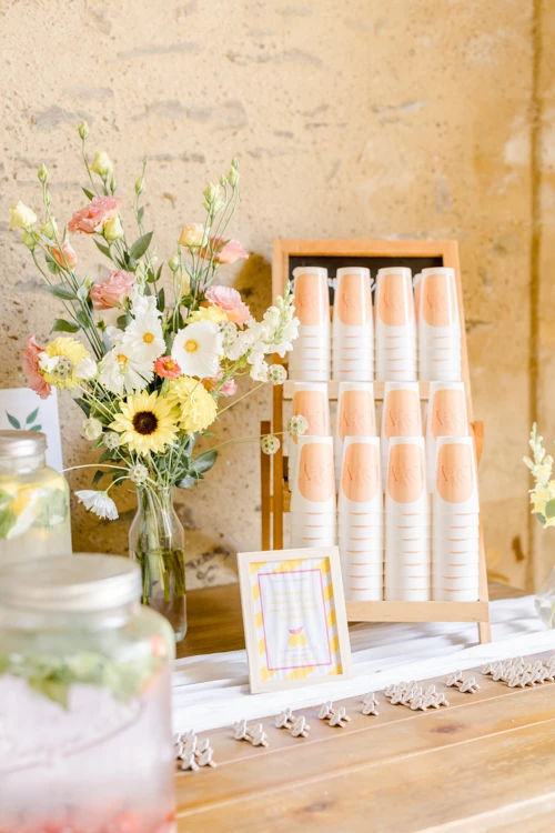 composition florale vase plante d'intérieur marron gris